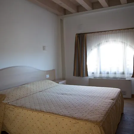 Al Bagolaro Crocetta del Montello