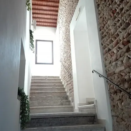 Al Bagolaro Bed & Breakfast 3*